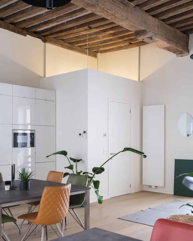 Gent Centrum:  Rust en Ruimte in Gerenoveerd Appartement