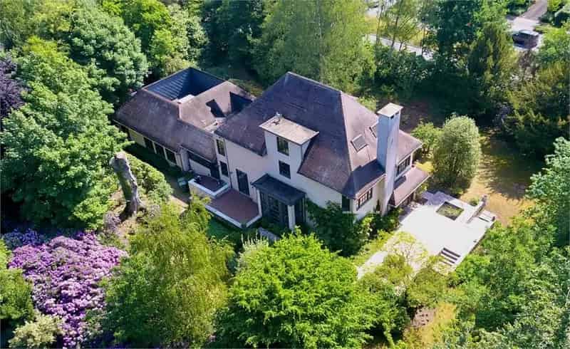 Villa te koop Brasschaat 7 slaapkamers Groepspraktijk