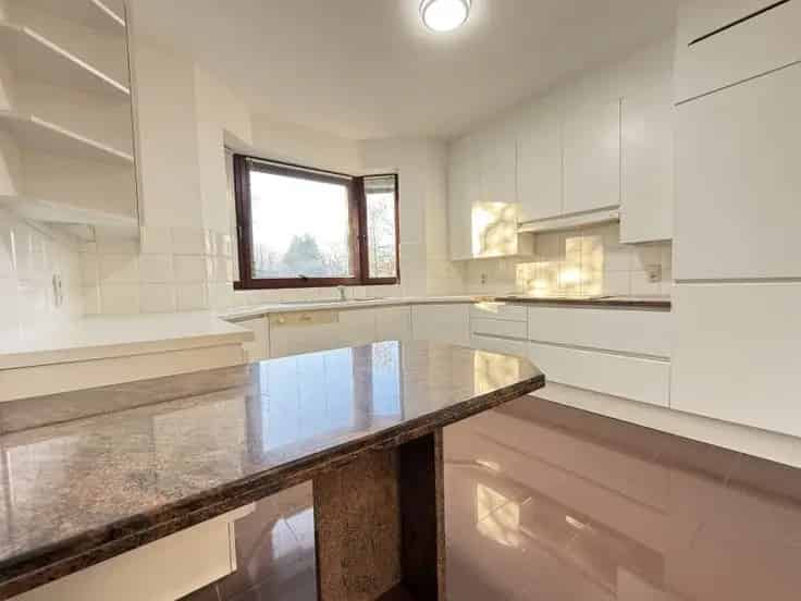 Appartement 2 slaapkamers Uccle - 100m² + terrassen - Nabij Bois de la Cambre