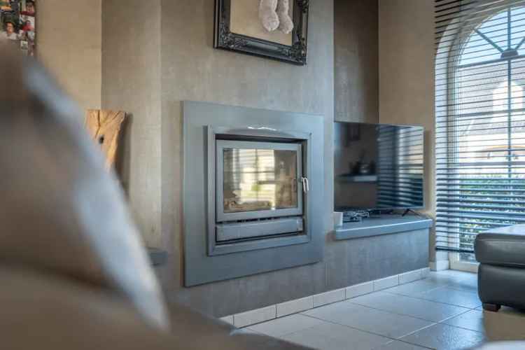 Instapklare woning 3 slaapkamers garage tuin 675m²