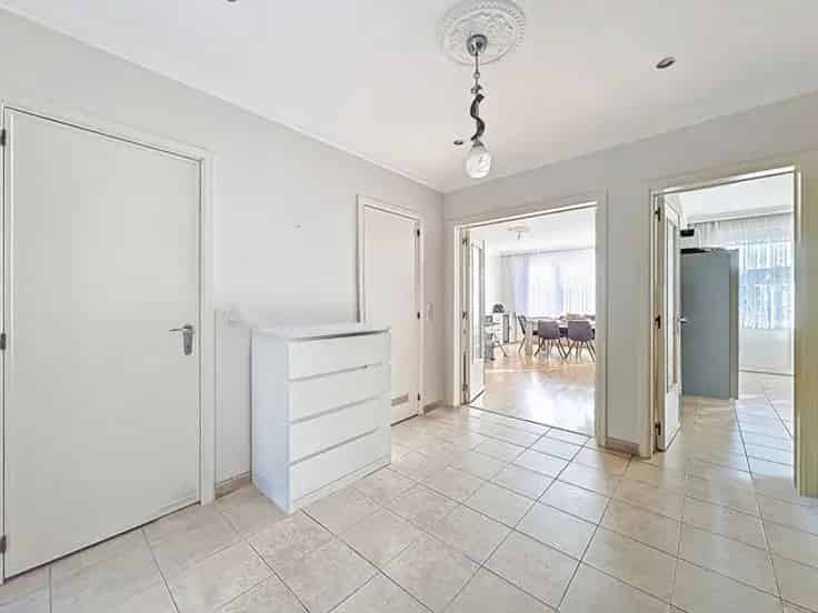 Appartement te Koop Bloemenwijk 2 slaapkamers Terras 98m²