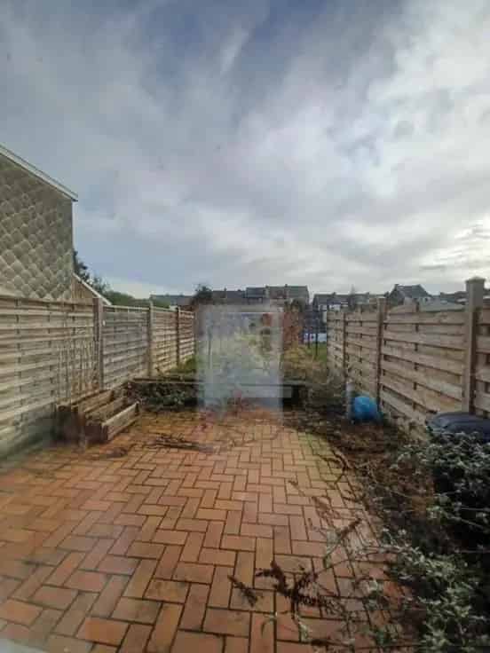 Huis te koop: 2-frontshuis met tuin nabij centrum en station