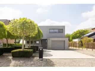 Huis te koop Geraardsbergen - Stijlvolle villa met 3 slaapkamers en garage