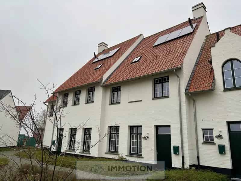 Nieuwbouw 5 Slaapkamers Otegem
