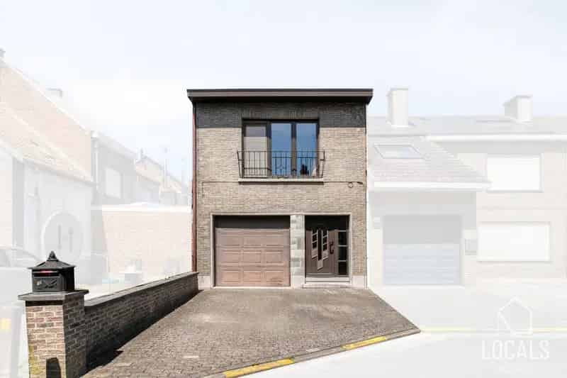 Gezinswoning 2 slaapkamers tuin garage