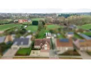 Villa te koop Gierle - Ruime gezinswoning met grote garage en 3 slaapkamers