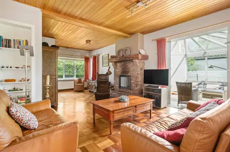 Huis te huur Putte Kapellen 4 slaapkamers grote tuin dubbele garage