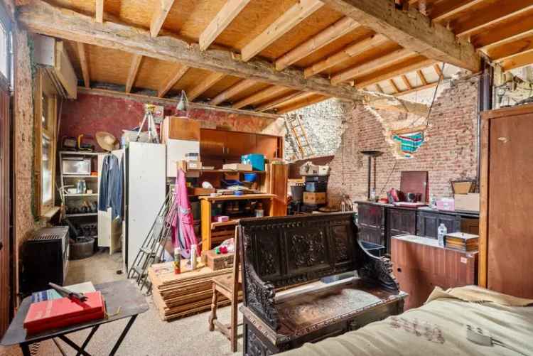 Volledig Te Renoveren Woning