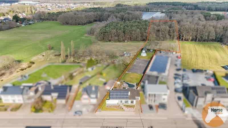 OPGLABBEEK Instapklare gezinswoning 70a 5 slaapkamers