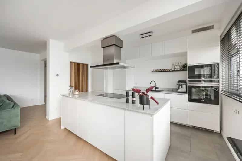 Appartement te huur Wilrijk 3 slaapkamers terras airco