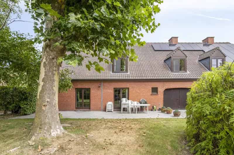 Huis te huur Roeselare 6 slaapkamers grote tuin