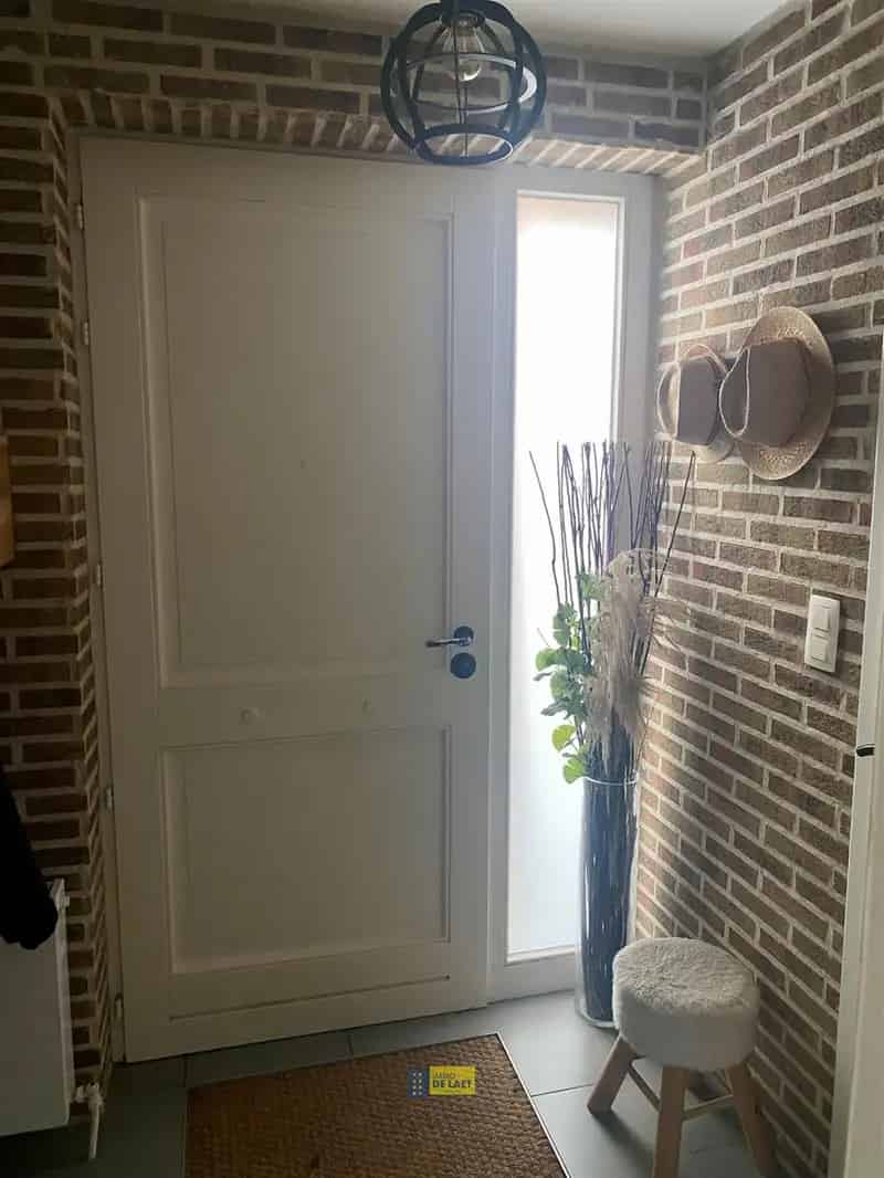 Huis te huur: Gerenoveerde halfopen bebouwing met tuin en garage