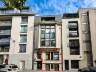 Kantoorruimte te Koop Etterbeek 270m²