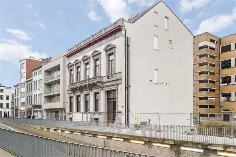 Kantoorruimte te huur Kortrijk 456m2