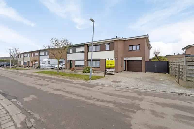 Ruime gezinswoning 5 slaapkamers te huur Hamme