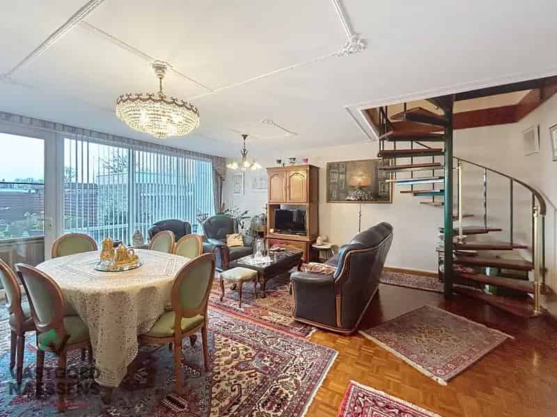 Huis te Koop Oostende 3 Slaapkamers Garage Zonnige Tuin
