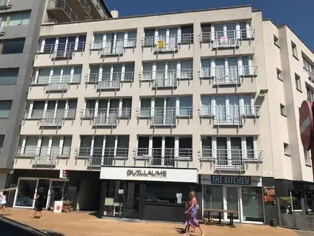 Appartement te huur: Instapklare studio met zeezicht