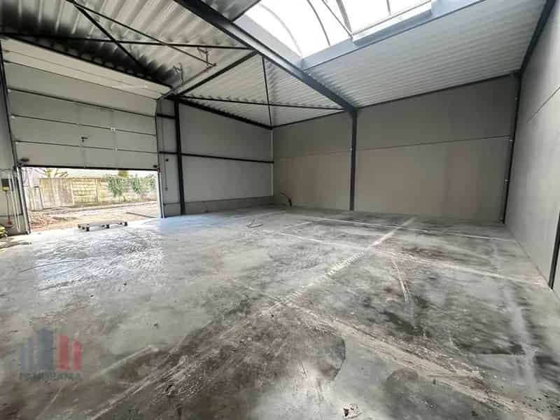 Nieuwbouw KMO unit te huur Wevelgem 152m²
