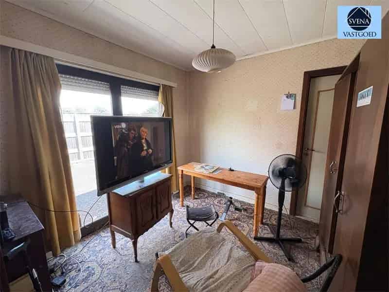 Te renoveren bungalow Atembeke - 3 slaapkamers - bouwgrond