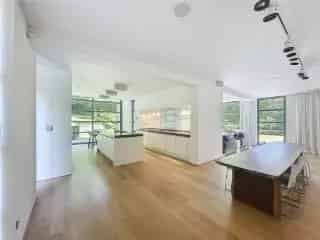 Appartement te koop Ukkel 3 slaapkamers grote tuin