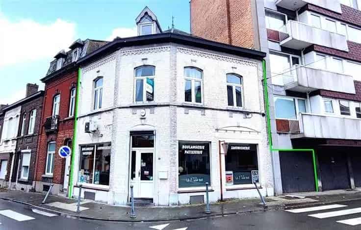 Huis Te Koop Montigny Sur Sambre: Handelspand Appartement 122m²