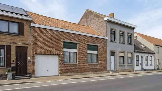 Huis te koop met 4 slaapkamers en bijgebouw in Haringe