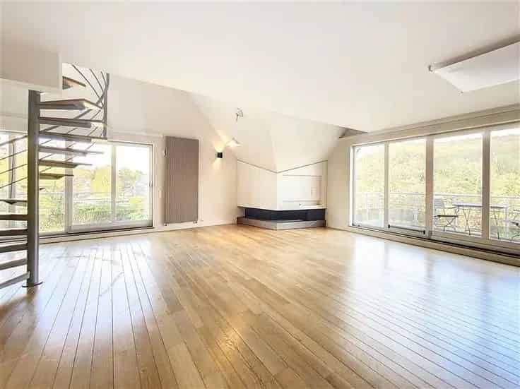Penthouse Te Koop: Duplex Appartement met Maaszicht