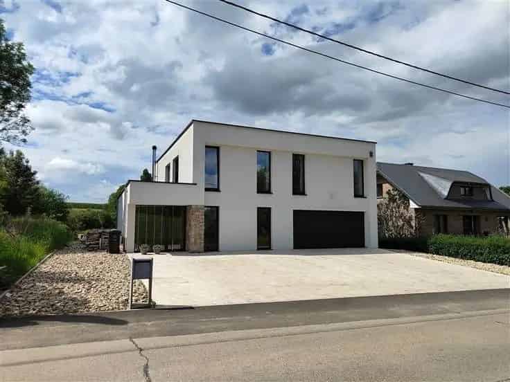 Moderne Villa te Koop in Hermee 3 slaapkamers Grote Tuin