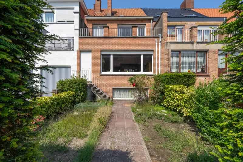Rijwoning te Koop Oostende Stene