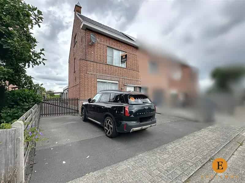 Huis te huur Belsele: HOB met 3 slaapkamers, tuin en oprit