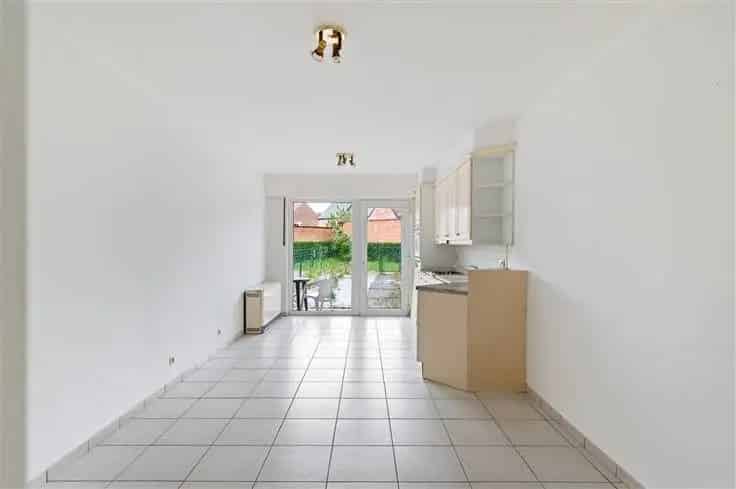 Appartement Te Koop Eénslaapkamer Kleinschalig Gebouw Tuin Lage Kosten