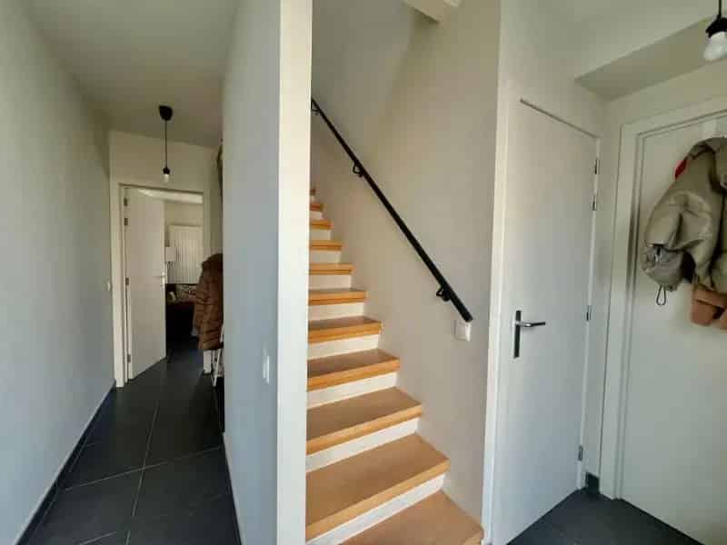 Gezellige Rijwoning Twee Slaapkamers Autostaanplaats Tuin