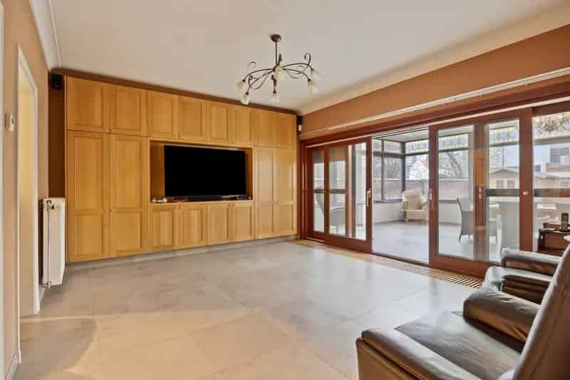 Huis te huur Sint Truiden Centrum 4 slaapkamers luxe villa