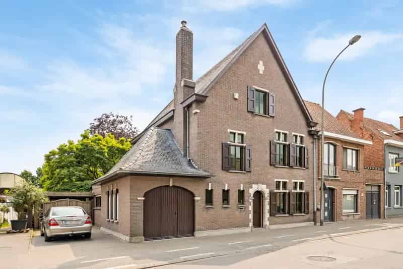 Huis te huur Sint-Gillis-Waas: 5 slaapkamers, bureau, tuin