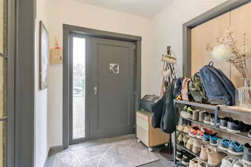 Instapklare woning 4 slaapkamers Genk