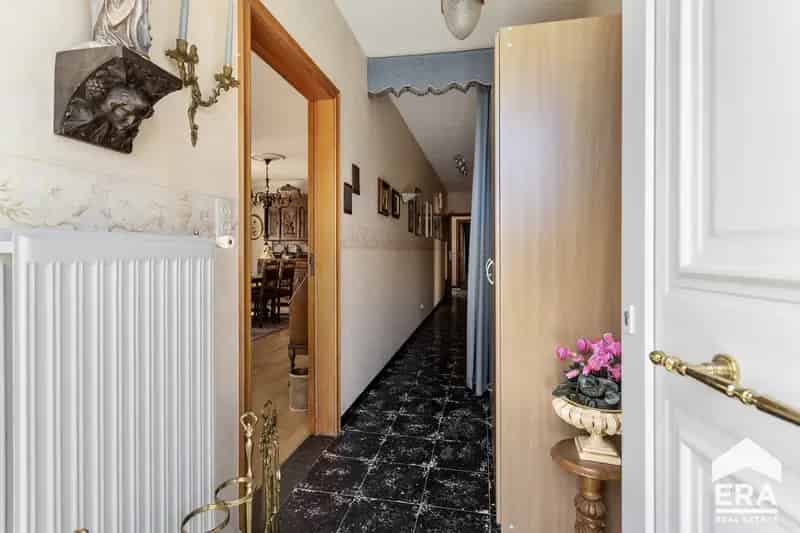 Gelijkvloerse woning te koop in Mol met renovatiepotentieel
