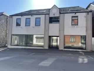 Handelspand te huur Beauraing 380m²