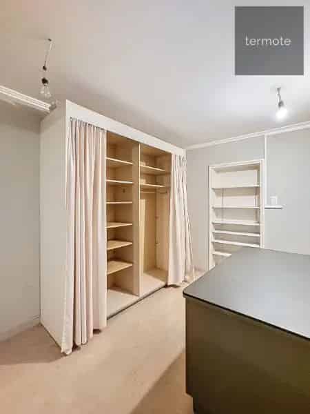 Ruime woning te koop