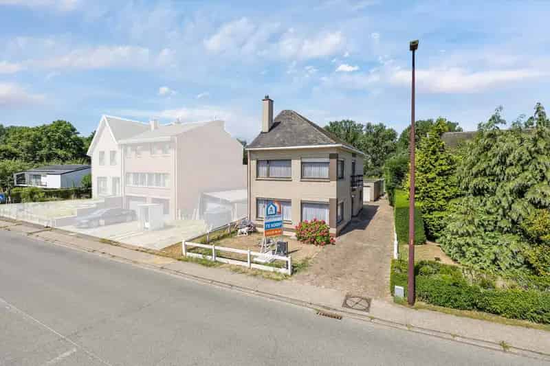 Huis te Huur Ruime HOB met Potentieel en Prachtig Uitzicht