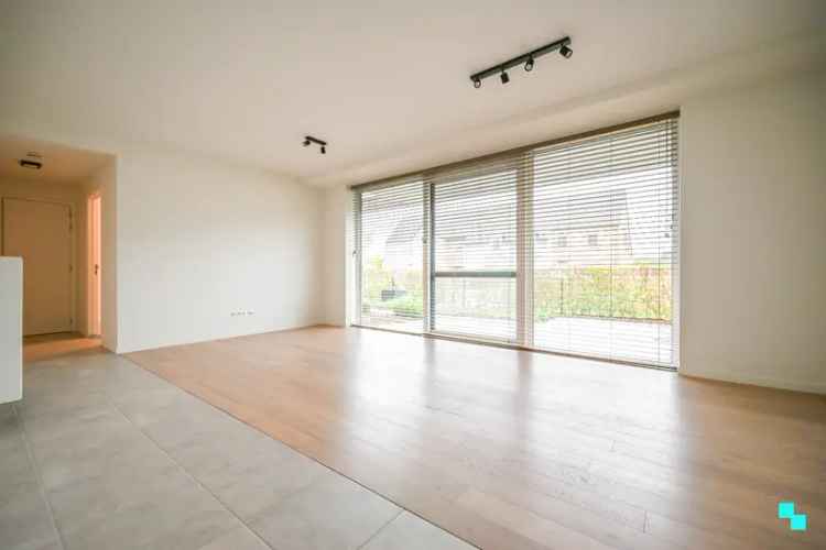 Te koop appartement met 1 slaapkamer in Oostrozebeke met terras