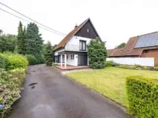 Huis te koop Bree - Villa met 3 slaapkamers en grote tuin