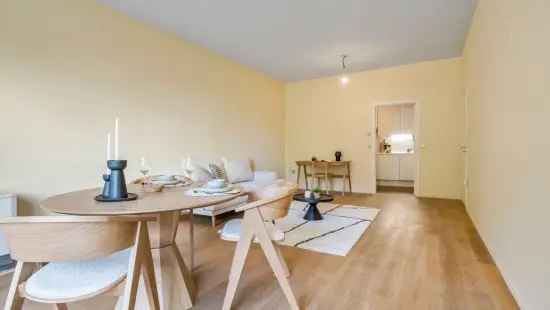 Gelijkvloers appartement met service (€13,5/dag)