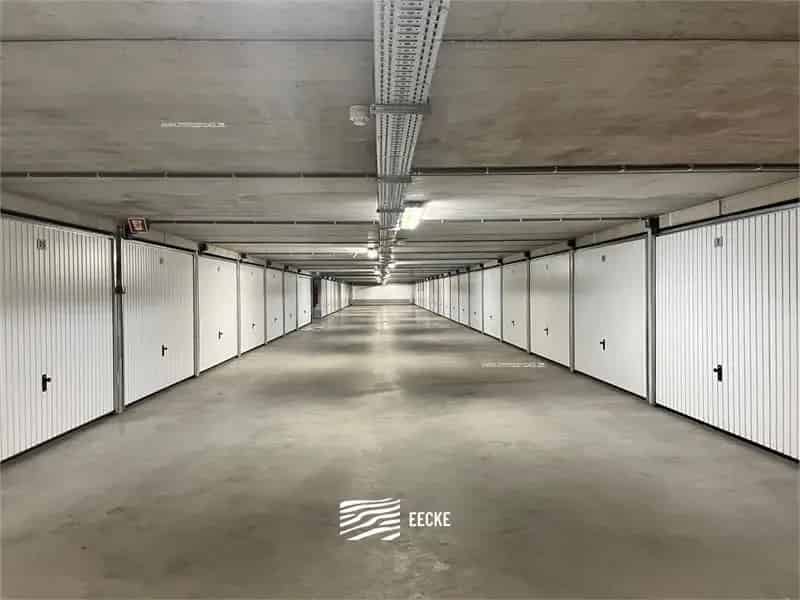 Garagebox te Koop Nieuwpoort - Personenlift - Lombardsijdestraat