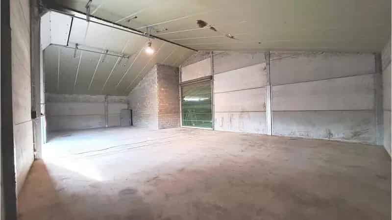 Magazijn te huur Uitkerke 500m²