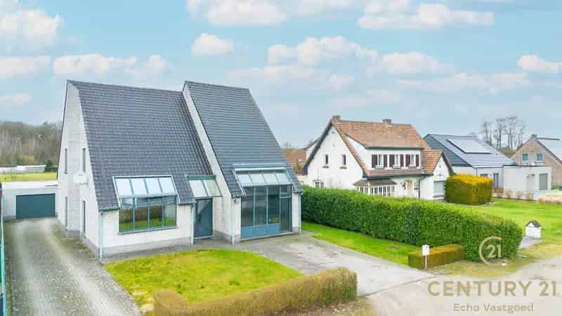 Ruime gezinswoning 4 slaapkamers polyvalente ruimte te koop