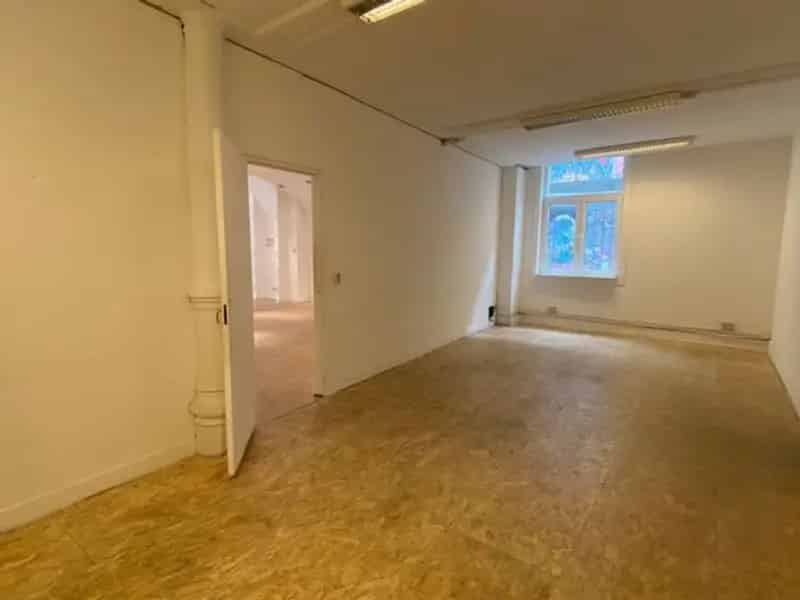 Handelspand te Huur Nabij Kathedraal 520m2