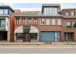 Handelspand Hoogstraten  Bakkerij en Eengezinswoning Te Koop
