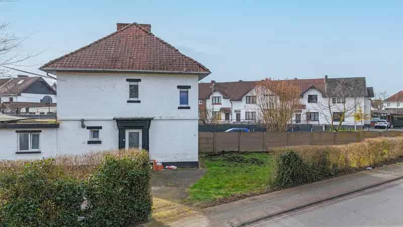 Te renoveren halfopen bebouwing 112m² Heusden-Zolder
