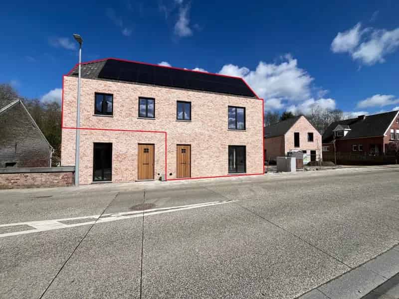 Gerenoveerde Stapelwoning 3 Slaapkamers