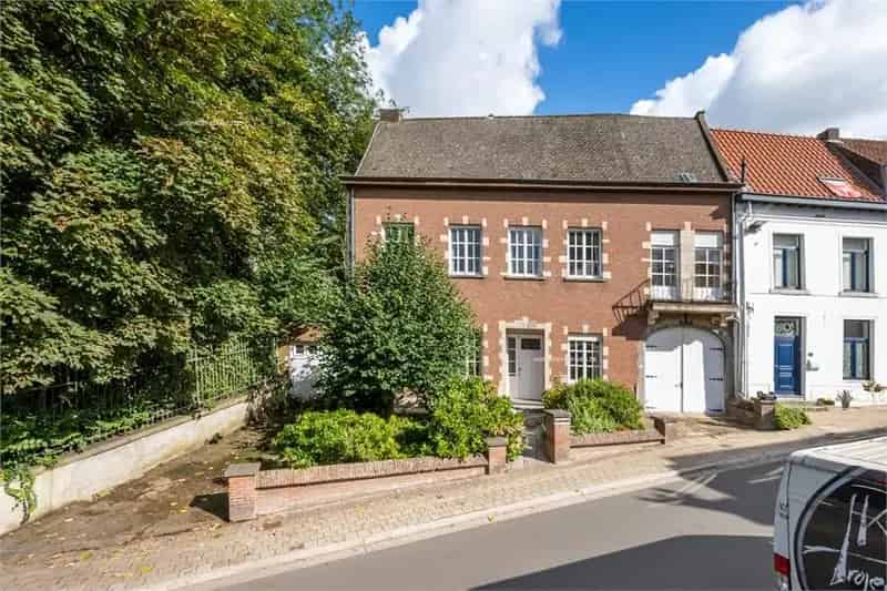 Huis te koop Geraardsbergen 5 slaapkamers tuin atelier garages